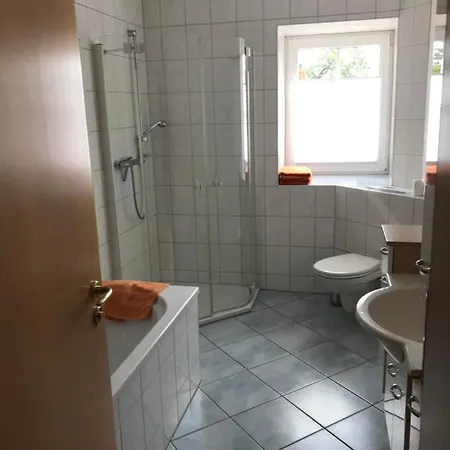 Ferienwohnung Familie Nahrstedt Erdgeschoss * Loebau